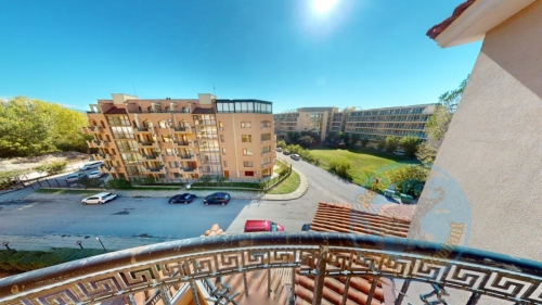 Бургас, к. к. Слънчев бряг, Продава 